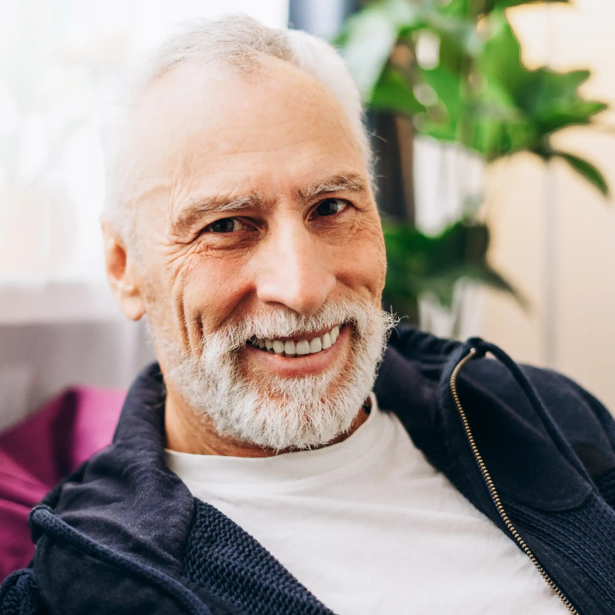 Older white man with no scars